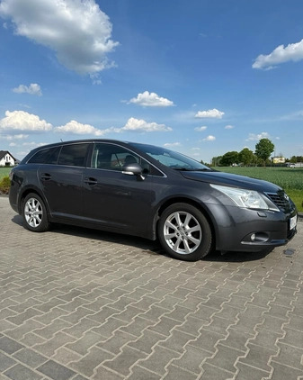 Toyota Avensis cena 21600 przebieg: 272000, rok produkcji 2009 z Praszka małe 277